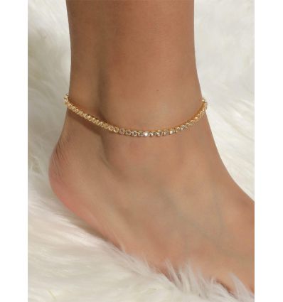 Chaîne de cheville dorée avec strass