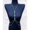 Collier poitrine argentée et zircone vert